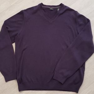 Mens Lightweight V-neck Sweater